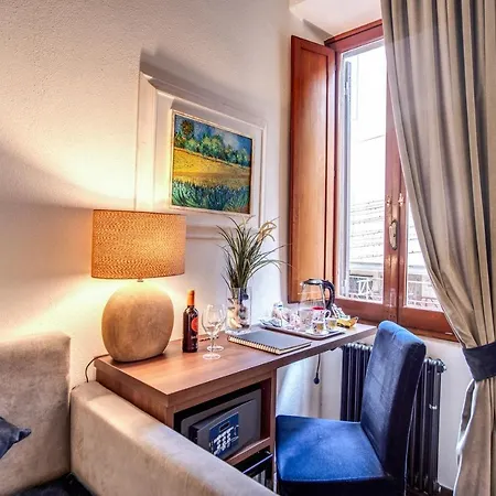 Tritone House Roma
