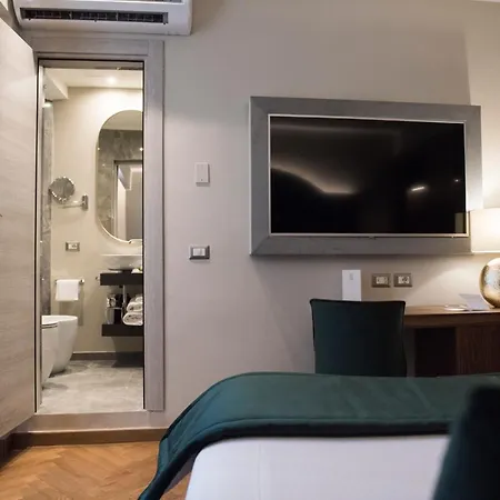 Hotell Antico Del Sole Al Pantheon 4*
