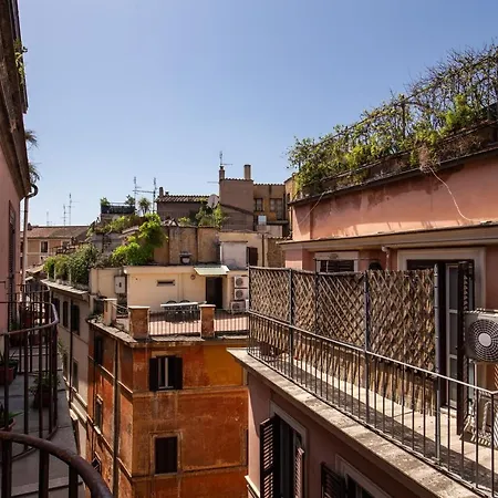 Lovely With Balcony In Campo De' Fiori Appartement Rome