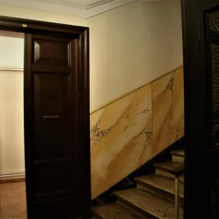 Apartment Interno 2 Rom