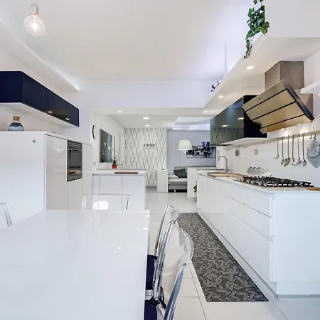 Joice Luxury Apartment *