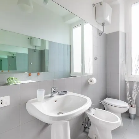 Casa Bianca Al Pigneto Апартаменты *