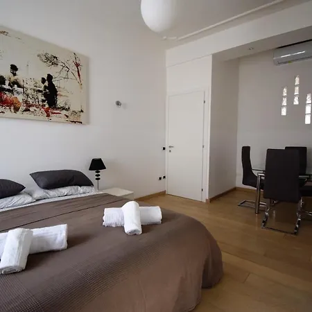 Apartman Prati *
