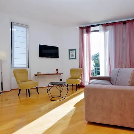 Romeasyoulike - Trastevere Experience Apartment *