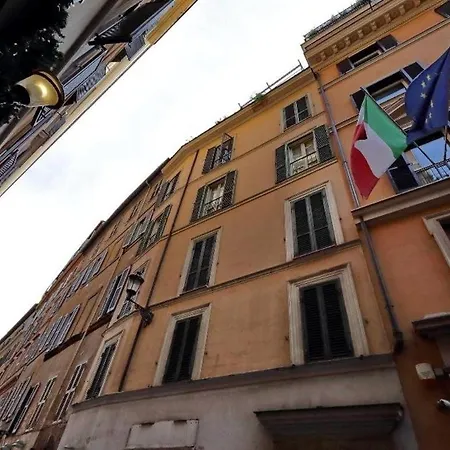 Trevi Halldis Apartament