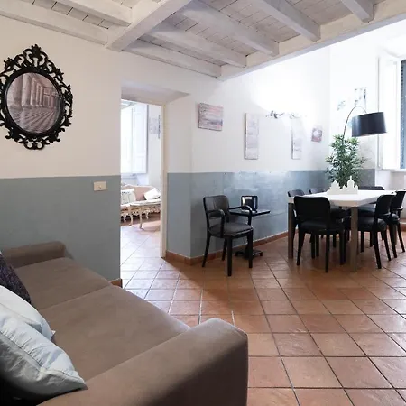 The Splendor Pantheon Area Appartement