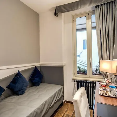 Guest house Piazza Di Spagna Comfort 3*