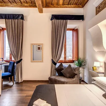 Tritone House 4*