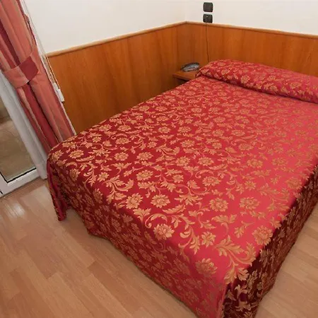 Cassia Hotel 3*