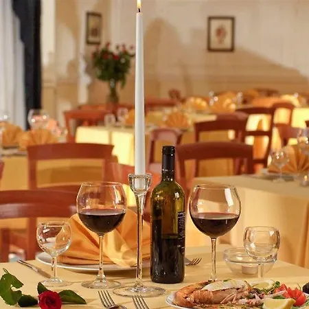C-hotels Club House מלון