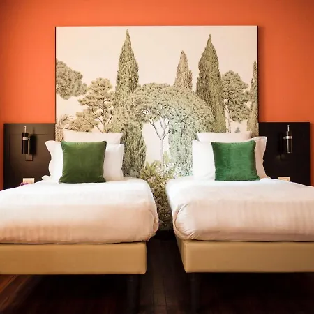 Hotel Mercure Corso Trieste 4*