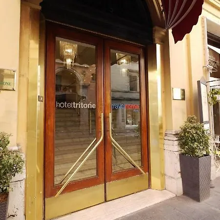 Tritone Szálloda 3*