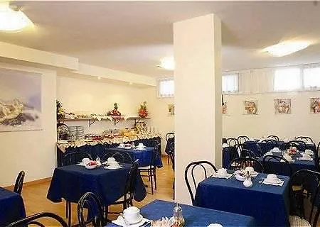 Hotel Sisto V Rome