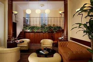 Ranieri Otel
