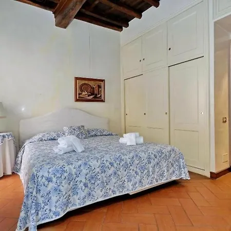 Apartment Trevi Halldis