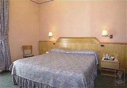 Otel Ranieri 3*