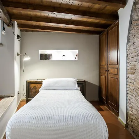 Apartamento Charming Pantheon In The Heart Of