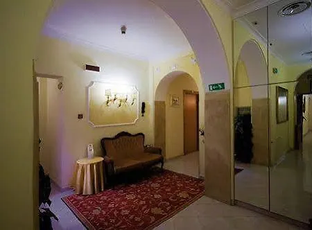 Hotel Dolomiti 3*