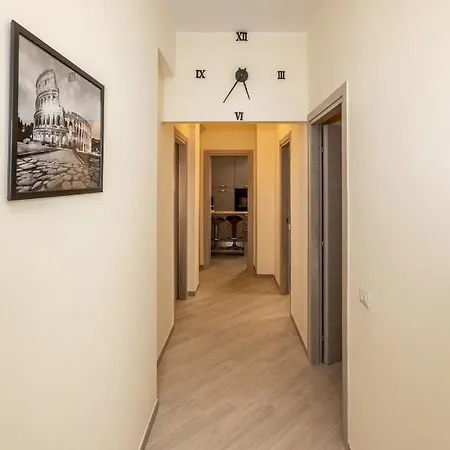 Apartment Near S.giovanni/metro C ***** Big New