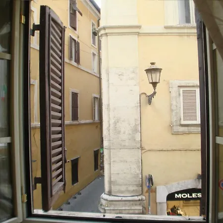 Interno 2 Apartment