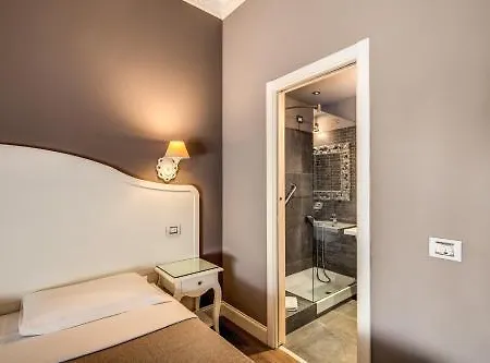 Residenza Castrense 2* Řím