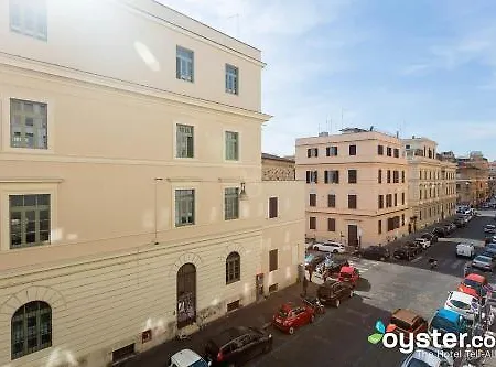 Om2rome Bed & Breakfast Rome