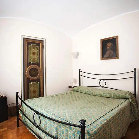 Martina House Rome