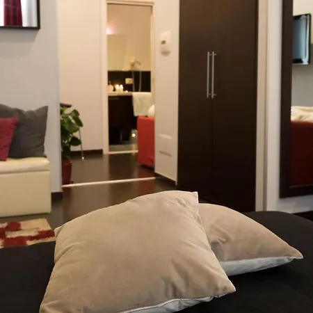 Chroma Italy - Chroma Pente Guest house Rome