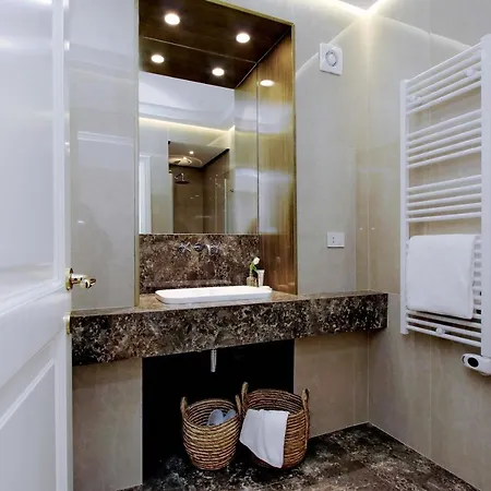 Domna Luxury Affittacamere 2*