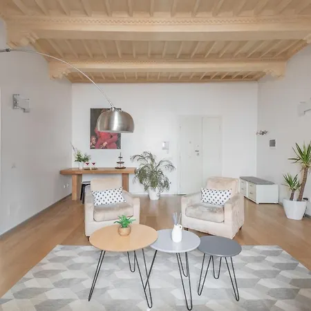 Iflat Navona White And Stylish Apartment *