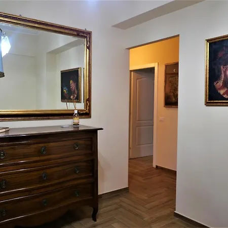 La Tana Di Sofia 2*