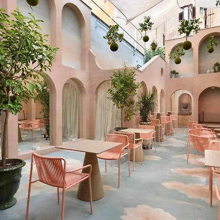 Hotel Leon's Place In 4*