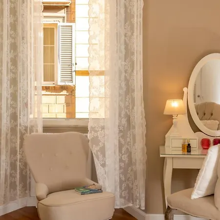 Apartment Lovely New Home, Fontana Di Trevi