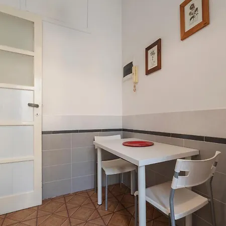 Piazza Bologna Comfortable Apartment *