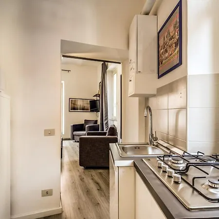 Lovely With Balcony In Campo De' Fiori Appartement Rome