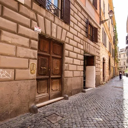 Lovely With Balcony In Campo De' Fiori Apartment Rome