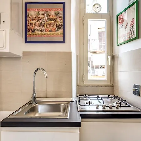Lovely With Balcony In Campo De' Fiori * Rome