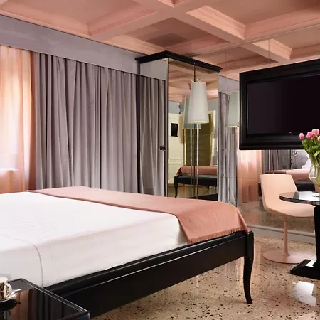 Hotel Leon's Place In 4*
