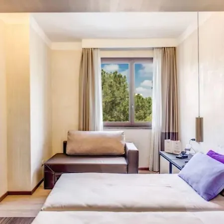 Warmthotel Hotel 4*