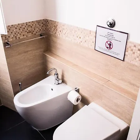 My Flat In Fontana Di Trevi Roma