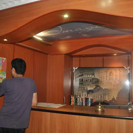 Beauty Hostel Rom