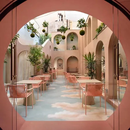 Leon's Place In 4* Rome