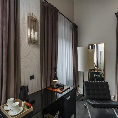 Ricciardelli Luxury - Piazza Di Spagna 2* רומא