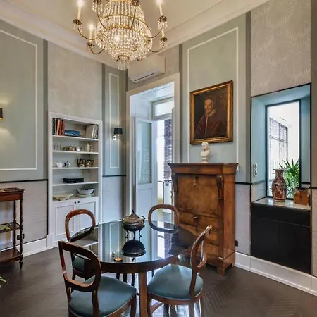 בית הארחה Ricciardelli Luxury - Piazza Di Spagna רומא