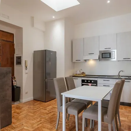 Rione Prati Elegant With Balcony Apartment *