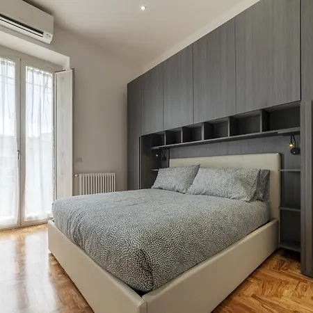 Rione Prati Elegant With Balcony Apartment