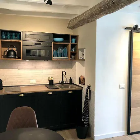 Apartment Paradise In Campo Dei Fiori-navona Square Few Steps From Vatican *