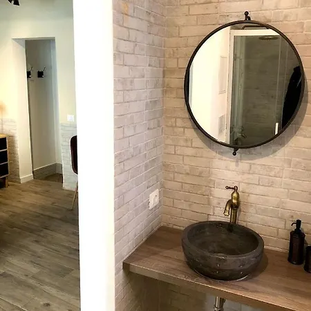 Apartment Paradise In Campo Dei Fiori-navona Square Few Steps From Vatican *