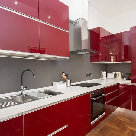 Popolo Elegant Two Bedroom * Rome