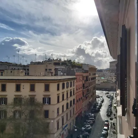Διαμέρισμα House In The Light Vatican Per Vacanze